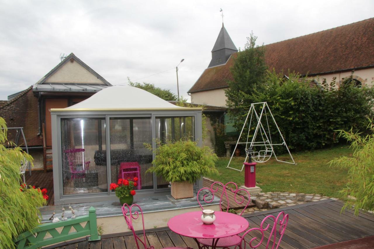 Roulotte La Dominique Bed & Breakfast Romery  Exterior foto
